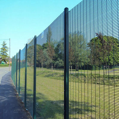 Low Carbon Steel Wire Highway Fence 358 High Security Fence Hot Dipped Galvanized
