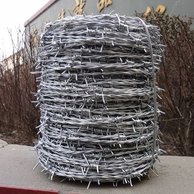 Roll Single Twisted Concertina Barbed Wire Neat And Bright In Color