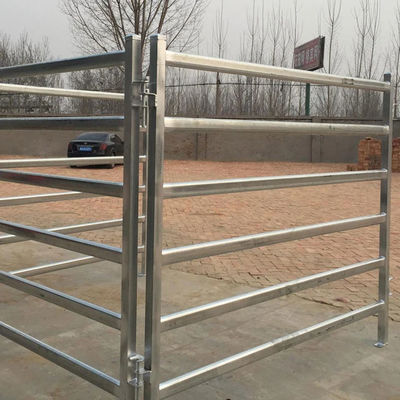 Light Grey Cattle Panel Fence High Flexibility Ranch Equipment For Farm